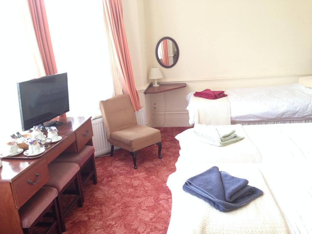 Adastral Hotel Brighton Room photo